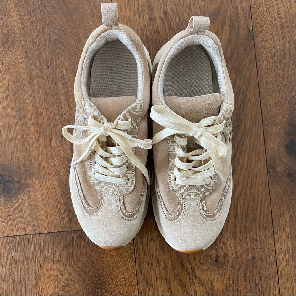 Tory Burch T Monogram Good Luck Trainer Sneakers Beige 8.5 - Picture 5 of 11